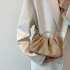 Torby na ramię design metalowy uchwyt pu skórzany crossbody dla kobiet 2024 Małe torebki i torebki Torba Lady Totes 7388