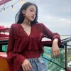 Blouses pour femmes Iyundo Corée Chic Summer Tops Polka Dot à manches longues Ruffles Blouse en mousseline V