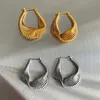 Studuj nowe modne metalowe nieregularne skręcone kolczyki dla kobiet przesadzone srebrne kolory geometryczne kolczyki biżuterii