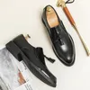 Casual schoenen lente herfst zwart kwastje lederen heren zachte loafers merk buiten luxe voor mannen jurk mocassin