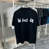 Projektant luksus Chaopai Classic Fashion Paris Trend Zupełnie nowy styl pędzel liter graffiti krótka koszulka Summer All Fashion Pullover pół rękawie T-shirt