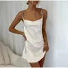 Vestidos casuais cetim sem costas Reth Sling Dress Women Women Swing Collar Collar Sleeseless Short Summer Feminino Feminino Artidos