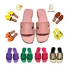 Women's Home Slippers Designer Sandals Yellow Bottom Anti slip Slippers Fashion Outdoor Slippers Women's Genuine Leather Rubber Flat Sandals Summer Beach Shoes