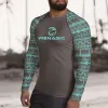 T-shirt Nuovi uomini Rash Guard Surfing Sumping tute per calcoli di protezione UV RashGuard Abito da nuoto da bagno a maniche lunghe