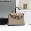 Womens Shoulder Bags Designer Bag 2024 New Four Seasons Commuting Fashion Cowhide Premium Genuine Leather Second Generation Min One i Crossbody Handheld Girl