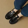 Buty swobodne letnia owcza skóra okrągła palec puste pompki o niskim obcasie Brogue Designs dla kobiet