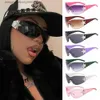 Lunettes de soleil 2024 Fashion Punk Y2K Femmes Sunglasses Fashion Fashion Package entourant les lunettes de soleil Star Star Decoratives Lunes UV400 Goggles Q240425