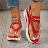 Lässige Schuhe Sandalen für Frauen Sommer dicker einziger trendiger römischer Keil Frauen luxuriöser Flip Flop High Heels Sandalias Mujer