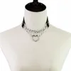 Hängen 1 datorer Punk Gothic Leather Collar Choker Metal Chain Harajuku Justerbar hjärta halsband Kvinnors modesmycken gåvor Tillbehör