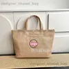 Totes 2024 Sommer Neuer gewebter Tasche Mode ausgehende Travel Beach Bag große Kapazität Handheld -Einkaufstasche T240425