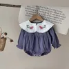 Rompers herfst nieuwe babykleding baby giirls Peter pan kraag borduurwerk bodysuit een stuk H240425