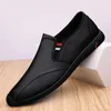 Sapatos casuais primavera e verão masculino de camada de couro de couro clássico clássico clássico Black Low Cut Homens confortáveis