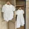 Rompers White Lace Embroidery Baby Girl Petal Collar Romper Elegant Princess Birthday Party Dress 2024 Summer Infant Clothes Sister Look H240425