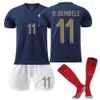 Maglie da calcio Studi per le tracce maschili 2022 French Football Jersey Home No. 19 Benzema 10 MBAPPE Adult Kit