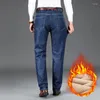 Jeans masculins pour hommes Hiver Warm Straight Fulce épaississer le denim long pantalon de haute qualité pantalon de mode décontracté