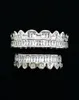 Personlig vitguld CZ Cubic Zirconia Teeth Grills Hip Hop Vampire Bling Fang Grillz Iced Out Full Diamond Tooth Cap Mens WO8560101