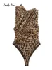 Pajama sexy Sexy Leopard Stampa pieghettate Playsuit Playuit Fashion Hollow Out Empire Body Female 2024 Spring Summer Elegant Lady Jumpsuit D240425