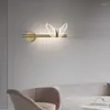 Настенная лампа акриловая бабочка