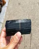 Cały 100120G naturalny czarny turmalinowy klejnoty Energy Chakra Kamienne okazy mineralne Dekoracja żwiru Oryginalna Rock SPE9843121
