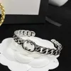 Złota biżuteria biżuteria otwarta bransoletka stalowa biżuteria z tytanem biżuteria z listami bransoletki projektant dla kobiet w mankietach prezenty bransoletki