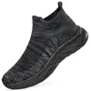 Ultra Lightweight Sports Low Cut Anti Slip Running Shoes Gai Breattable and Lightweight Shoes
