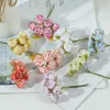 Dekorative Blumen 30pcs 2 cm Seiden Tee Rosenknospen Handwerke künstliche Blumenstrauß Hochzeit Dekoration DIY Wrack Scrapbooking falsches Handwerk