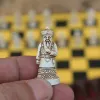 Définit des échecs antiques petits carres d'échecs en cuir Qing Bing Bing Lifeke Pieces Pièces personnages Cadeaux parentaux Divertissement Figures de résine