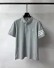 Polo à hommes de haute qualité Stripe de brodel 100cotton Split Hem Sweve Colorde Casuan Casual Golf Summer Menswear 240418