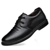 Casual Shoes Spring Autumn Fashion Men's äkta läderhuvud lacp-up Man Leisure Business Soft Comant Cowhide Male Footwear