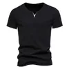 Herren T-Shirts Herren T-Shirt Pure Color V Kragen Kurzärmelte Tops Tees Männer T-Shirt Schwarz Strumpfhosen Mann T-Shirts Fitness für männliche Wäschel2404