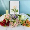 Dekorative Blumen 7 Köpfe weiße Dahlien Künstliche Wohnkultur Flores Artificiales Hochzeitstisch Party Vase Dekoration