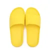 Slipperdesigner glider kvinnliga sandaler klackar bomullstyg halm casual tofflor för våren och höststil-6