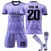 Piłka nożna męskie dresy 22-23 sezon Real Madryt Home Away Jersey 9 Benzema 10 Modric Shirt Set