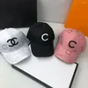 Ball Caps Designer Baseball Cap Luxurys Women Women Simple Amated Letters Hat Sun Hat Multi-Color Opzionale per il piacere per il piacere
