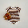 Giyim Setleri 0-3 Y Bebek Giyim Seti Kısa Boys Track Suit Waffle Girls Tee ve Şort 2 PCS Tee Suit H240425