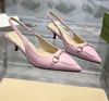 Os principais designers da moda trabalham internet vermelha pontiaguda de carneiro fino, solo sexy de salto alto, sapatos femininos