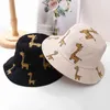 Cappelli cappelli estivi per bambini cappelli da secchio per ragazzi ragazze UV sunhat bambini cotone giraffe beach hat bidoni outdoor casual panama caps accessori per bambini d240425