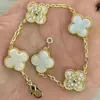 Designer Four Leaf Clover Femme Bracelet Gold Bangle Chaîne Blanc Blanc Blue Blue Bracele Bracelets en diamant Golden Bijoux