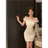 Casual Dresses Sweet Girl Fur Collar Strapless Dress for Women's Autumn Slim Off Axla Pärl Sexig kort mode kvinnliga kläder