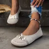 Chaussures plates d'été pour femmes Spring Tissu Tissu creux de creux