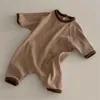 Rompers 2024 Babhighers Boys Romper Rainbow Long Sleeves Cotton Kids Pullover Jumpsuit Newborn Cute Cother Baby Outfit Accessoriesl2404