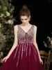 Runway -jurken Wine Red Celebrity Tulle Shiny Rainestone Backless Women Elegant Vintage Light Luxury Evening Party Prom Jurns