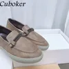 Sapatos casuais 2024 Mulheres planas de camurça causal fêmeas mocassins fêmeas da marca Spring Summer Ladies saindo de férias para férias para