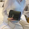 Sacs à bandouliers Femmes Sac 2024 Trend Wild Chain Ladies Messenger Fashion Hit Color Lock Small Square Jelly Purse