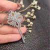 Luxury Tiifeniy Designer Pendant Colliers Automne et hiver Nouveau Love Key Pull Chaîne Light Fashion S925 Collier en argent Zircon synthétique essentiel pour les fées