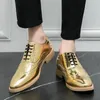 Scarpe casual maschile oro formale in pelle oxford italia 2024 abito da matrimonio festa allacciata di brogue uomini d'affari