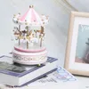 Figurines décoratives créatives Nordic Carousel Music Box Home Home Desktop Arts and Crafts Gift Holiday
