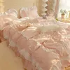 Ins Koreaanse prinses beddengoed kawaii ruches kanten bed rok dekbed deksel vaste kleur queen size voor meisjes vrouw huis textiel 240416