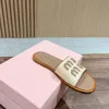 Stro Casual ShoeSliders Designer Sandale Summer Miui Brown Mens Gift Weave Woman Slipper Mule Buiten Pool Strand Flat Heel Luxe Slide Loafer Women Shoe Sandals