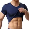 Mens sexy glace en soie t-shirts Couleur continue mâle à col mâle manches courtes t-shirts t-shirts plus taille s-xxl 240425